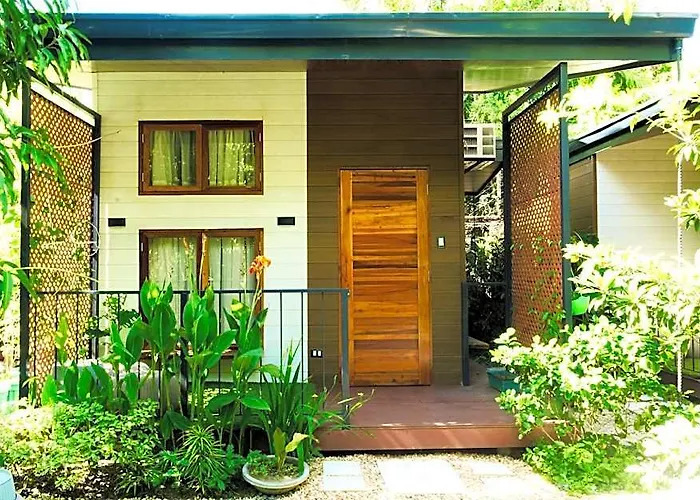 Silong: The Modern Bahay Kubo Отель 5*