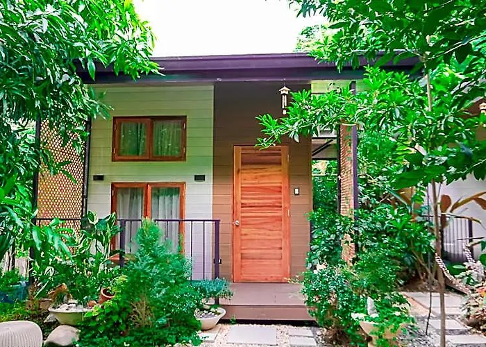 Отель Silong: The Modern Bahay Kubo 5*