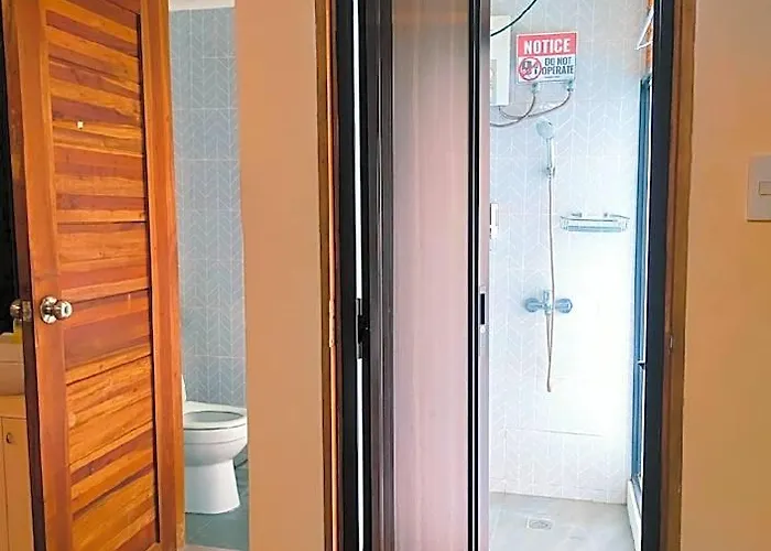Silong: The Modern Bahay Kubo Манила